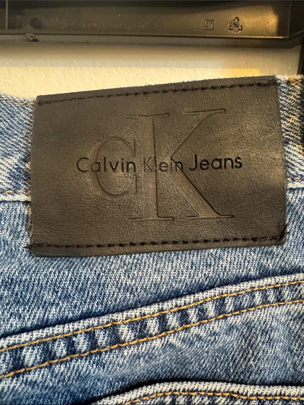 Calvin Klein Jeans Straight Leg Blue Denim Jeans - Picture 3 of 5
